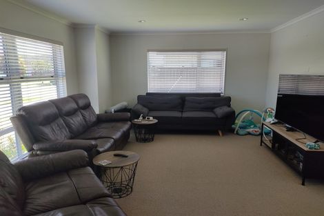 Photo of property in 8 Disley Road, Wattle Downs, Auckland, 2103