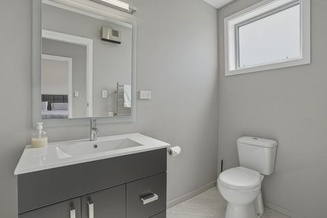 Photo of property in 43 Bradshaw Street, South Dunedin, Dunedin, 9012