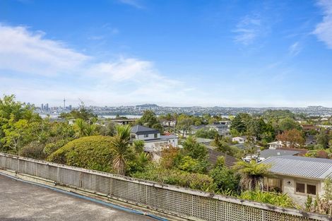 Photo of property in 11/166 Mokoia Road, Chatswood, Auckland, 0626