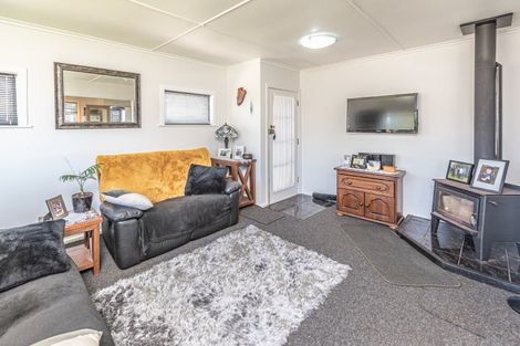 Photo of property in 40 Matai Street, Castlecliff, Whanganui, 4501