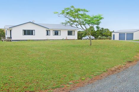 Photo of property in 255 Gibbons Road, Kaiwaka, 0573