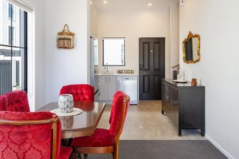 Photo of property in 102 Peterborough Street, Christchurch Central, Christchurch, 8013