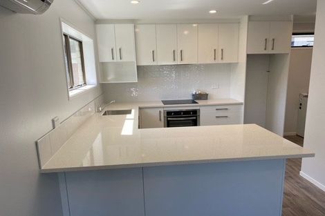 Photo of property in 1/10 Imogene Way, Half Moon Bay, Auckland, 2012