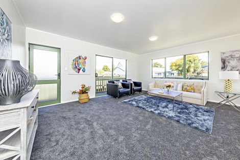 Photo of property in 32 Barneys Farm Road, Clendon Park, Auckland, 2103
