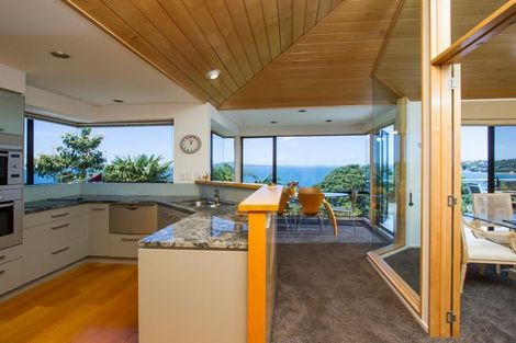 Photo of property in 2/19 Churchill Road, Murrays Bay, Auckland, 0630