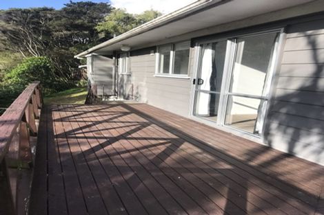 Photo of property in 28 Spinella Drive, Bayview, Auckland, 0629