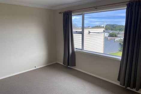 Photo of property in 31 Queens Road, Glen Avon, New Plymouth, 4312