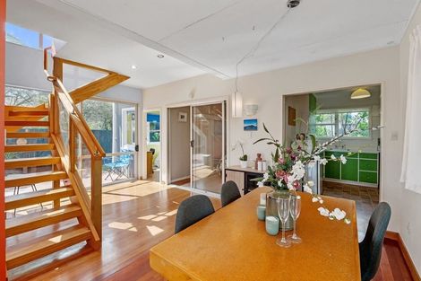 Photo of property in 17 Hughes Street, Waikanae Beach, Waikanae, 5036