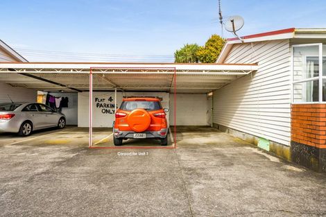 Photo of property in 42 Egmont Street, Hawera, 4610