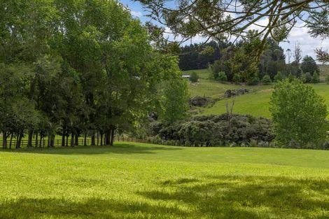 Photo of property in 713 Ararimu Valley Road, Helensville, 0882
