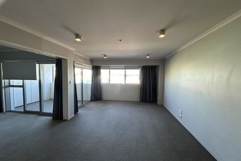 Photo of property in Mooring Apartments, 307/277 Maunganui Road, Mount Maunganui, 3116