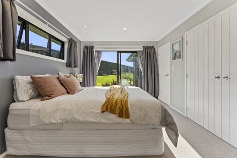 Photo of property in 18 Grefor Lane, Waitarere, Levin, 5574