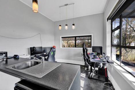 Photo of property in 9 Carrington Street, Inglewood, 4330