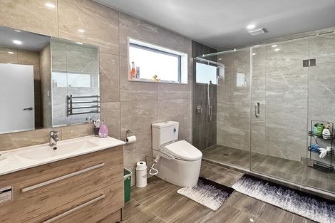 Photo of property in 52 Riverhead Point Drive, Riverhead, 0820