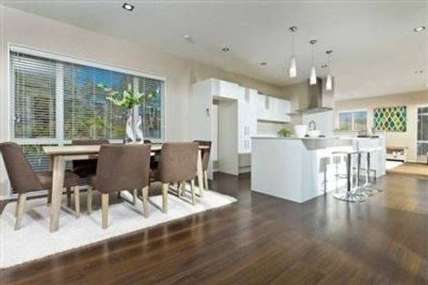 Photo of property in 49 Bernard Magnus Lane, Greenhithe, Auckland, 0632