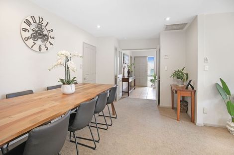 Photo of property in 1 Edgewater Lane, Halswell, Christchurch, 8025