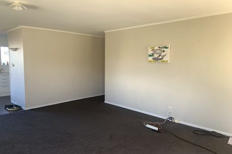 Photo of property in 1/15 Gloaming Place, Conifer Grove, Takanini, 2112