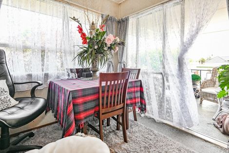 Photo of property in 6/705 Queen Street East, Parkvale, Hastings, 4122