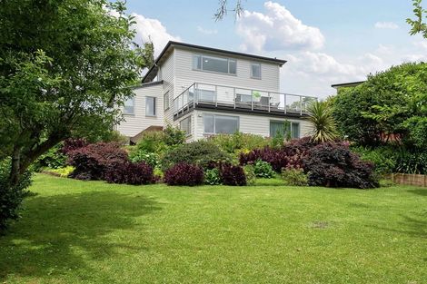 Photo of property in 19 Copperfield Terrace, Mellons Bay, Auckland, 2014