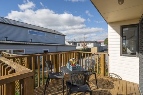 Photo of property in 17b Hilltop Road, Parkvale, Tauranga, 3112