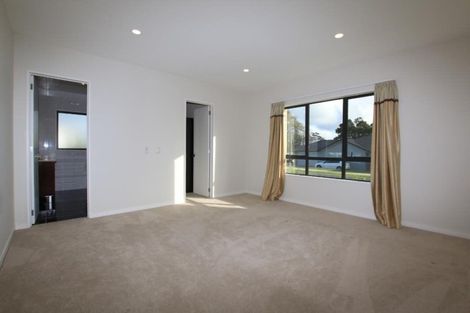 Photo of property in 14 Pohue Avenue, Huapai, Kumeu, 0810