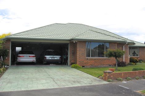 Photo of property in 1/9 Innisfree Place, Northwood, Christchurch, 8051