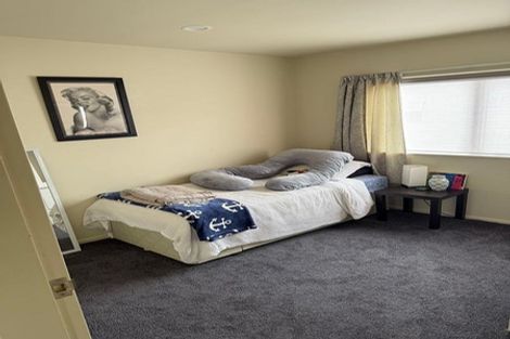 Photo of property in 81a Percy Kinsman Crescent, Riverstone Terraces, Upper Hutt, 5018