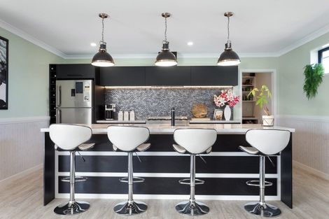 Photo of property in 18 Claremont Crescent, Amberley, 7410