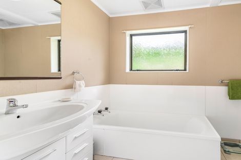 Photo of property in 27 Tihi Road, Springfield, Rotorua, 3015