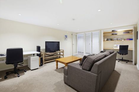 Photo of property in 108 Oriel Avenue, Tawa, Wellington, 5028