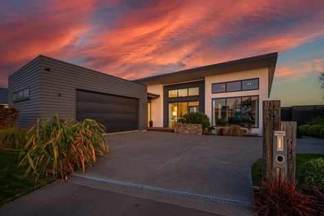 Photo of property in 32 Ardrossan Way, Tai Tapu, 7672