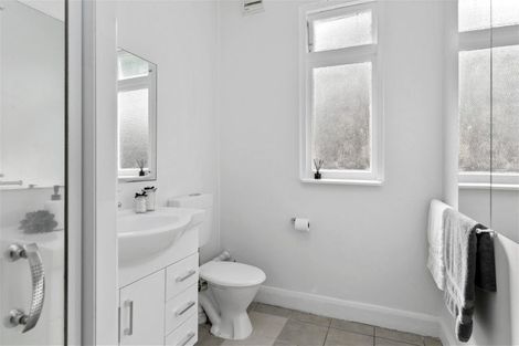 Photo of property in 73 Victoria Street, Alicetown, Lower Hutt, 5010