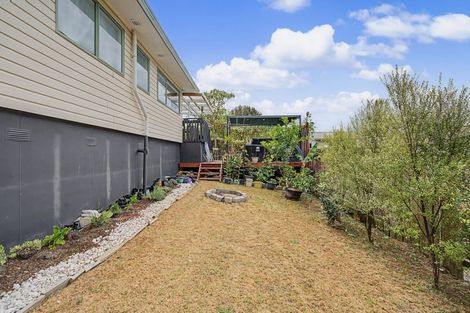 Photo of property in 2/24 Mcquarrie Avenue, Wattle Downs, Auckland, 2103