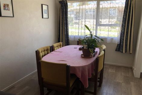 Photo of property in 1/18 Matipo Road, Te Atatu Peninsula, Auckland, 0610