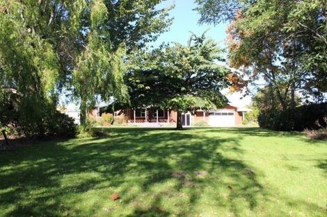 Photo of property in 6 Pop Andrew Drive, Te Anau, 9600