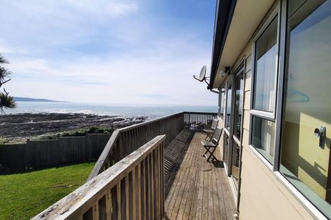 Photo of property in 3 Esplanade, Kaka Point, 9271