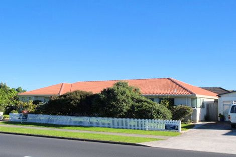 Photo of property in 121 Millhouse Drive, Northpark, Auckland, 2013