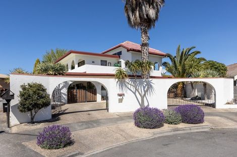 Photo of property in 7 Moana Place, Taradale, Napier, 4112