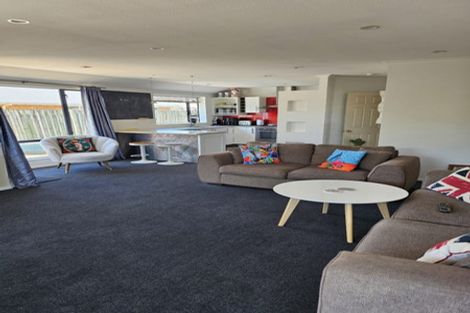 Photo of property in 8a Kenwyn Avenue, St Albans, Christchurch, 8052