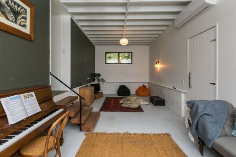 Photo of property in 56 Muritai Crescent, Havelock North, 4130