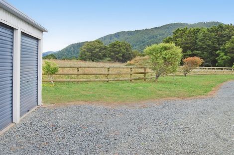 Photo of property in 255 Gibbons Road, Kaiwaka, 0573