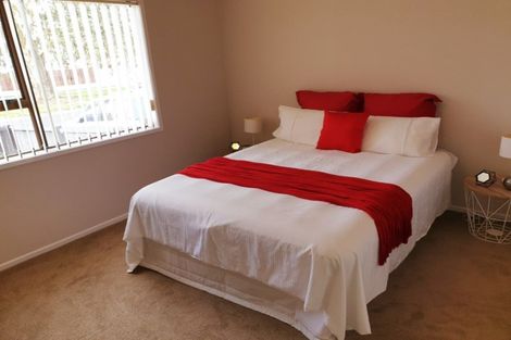 Photo of property in 1/397 Roscommon Road, Clendon Park, Auckland, 2103