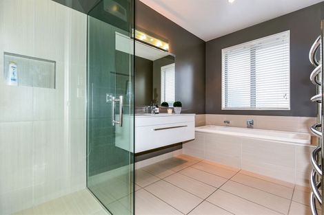 Photo of property in 10a Prebblewood Drive, Prebbleton, 7604