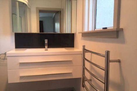 Photo of property in 32 Gregan Crescent, Burnside, Christchurch, 8053