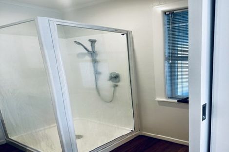 Photo of property in 2/8 Campbell Road, Takapuna, Auckland, 0622