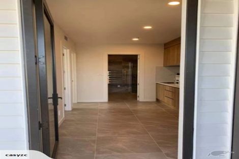 Photo of property in 18 Rathmullen Place, Pinehill, Auckland, 0632