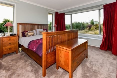 Photo of property in 5 Landsborough Drive, Darfield, 7571