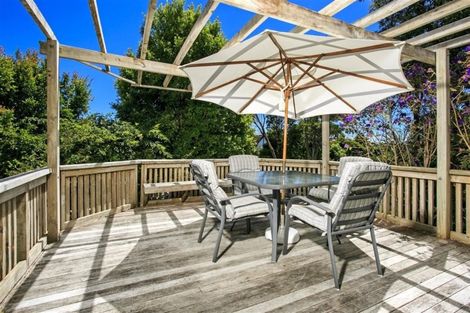 Photo of property in 2/17 Weetman Drive, Browns Bay, Auckland, 0630