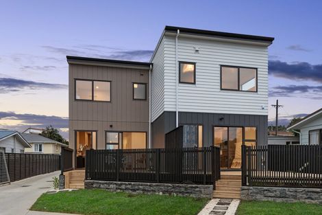 Photo of property in 21d Neal Avenue, Glenfield, Auckland, 0629