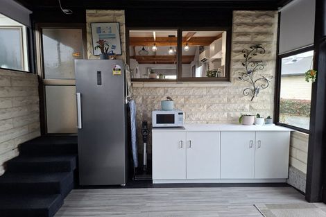 Photo of property in 5 Hillview Place, Pleasant Point, 7903